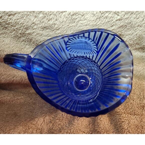 Vintage 1976 Avon Fostoria Blue Glass Commemorative Footed Creamer Pitcher - Picture 9 of 9